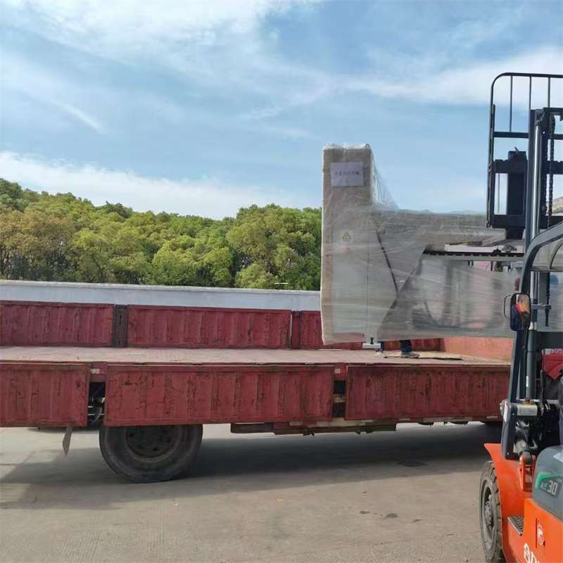 竹山县三都县进仓物流：专线直达的多元货运探索